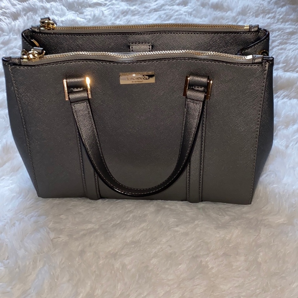 *Brand NEW Kate Space Purse ♠️ Silver
